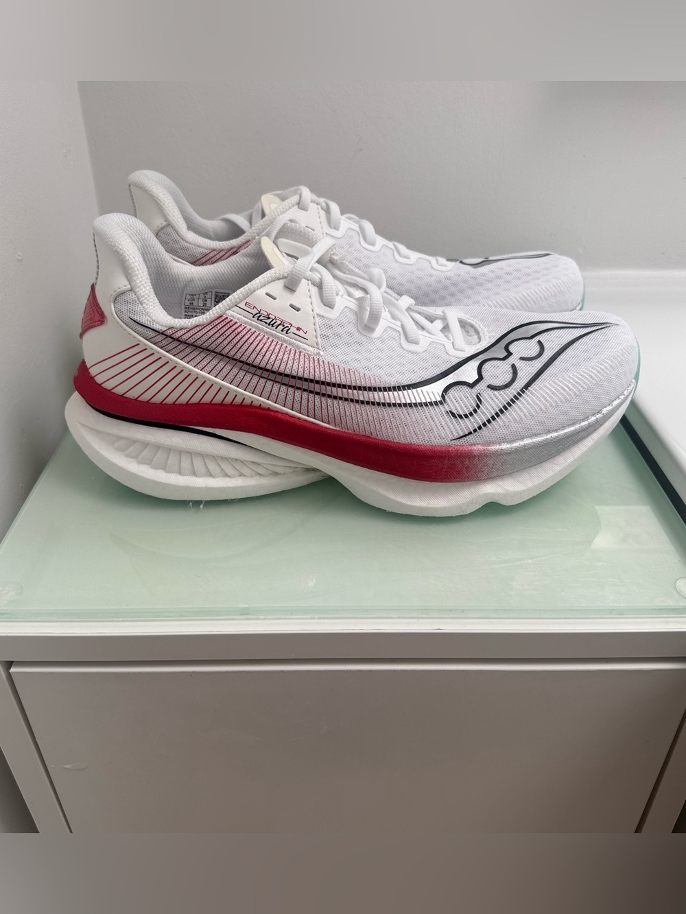 Saucony Endorphin Azura - Men’s 10
